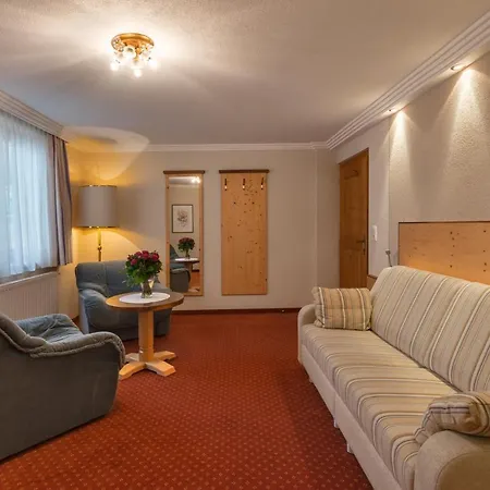 Ehrenreich Otel